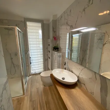 Penthouse Golden Lux Appartamento *